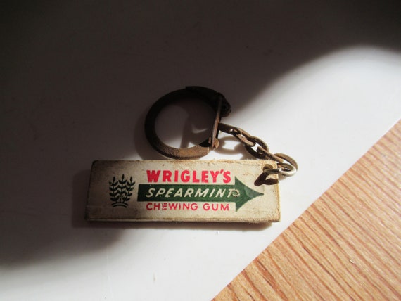 Vintage Wrigley's Spearmint Chewing Gum Keyring K… - image 1