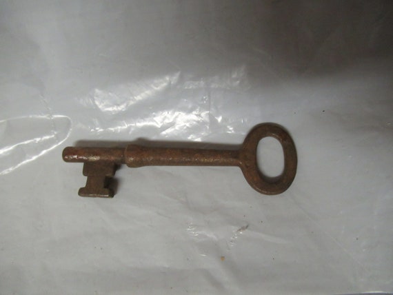 Antique Skeleton Key (JAS) Antique Skeleton Key (JAS)
