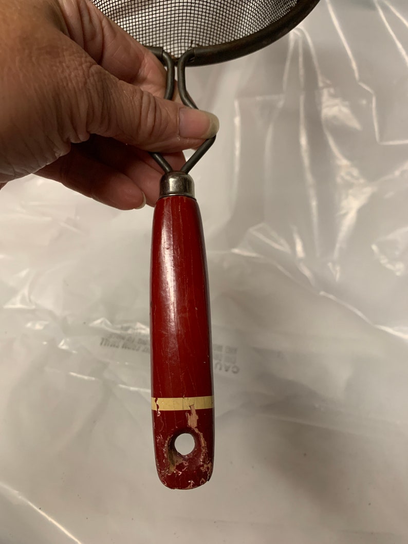 Vintage 1940s to 1950s Large Hand Held Strainer Kitchen Decor Etsy
