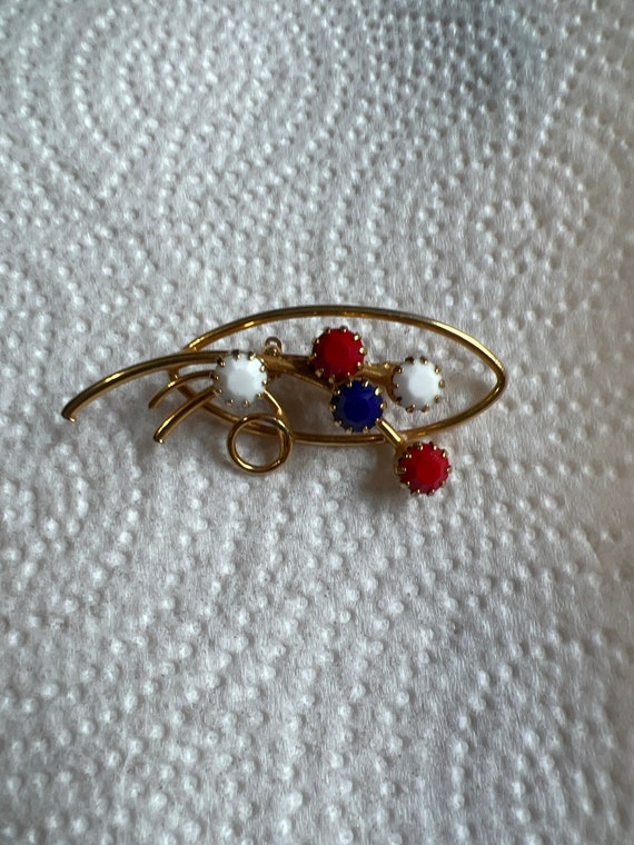 Vintage Women's Abstract Pin Red White & Blue Glas