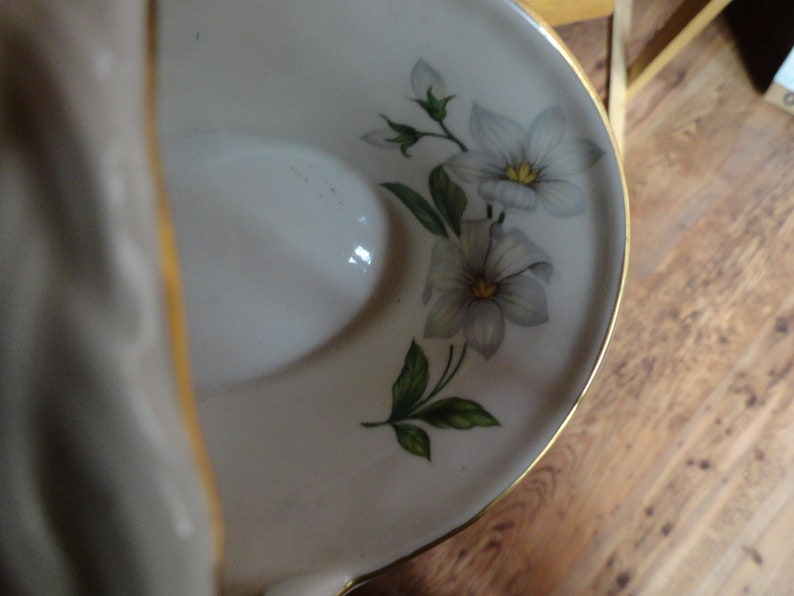 Vintage Crown Staffordshire Basket White Clematis Flowers Fine Bone