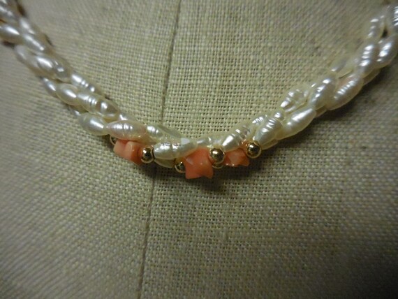 Vintage Women's White Fresh Water Pearls & Coral … - image 2