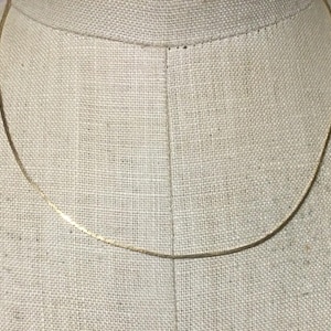 Vintage Gold Cobra Chain Necklace NOS Ladies Chain Women&#39;s Chain Thin Shiny Small Size Simple 1970s 1980s
