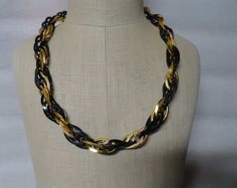 Vintage Women's Gold & Black Lightweight Necklace 1960s to 1980s Metal Chain Necklace Textured Smooth Thick Triple Linked Twisted