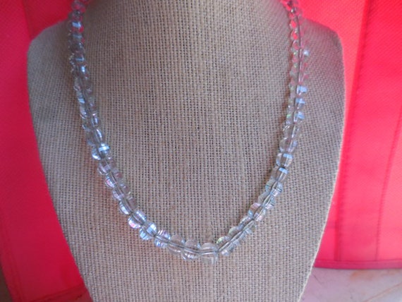 Vintage Women's Clear Faceted Crystal Necklace Gl… - image 1