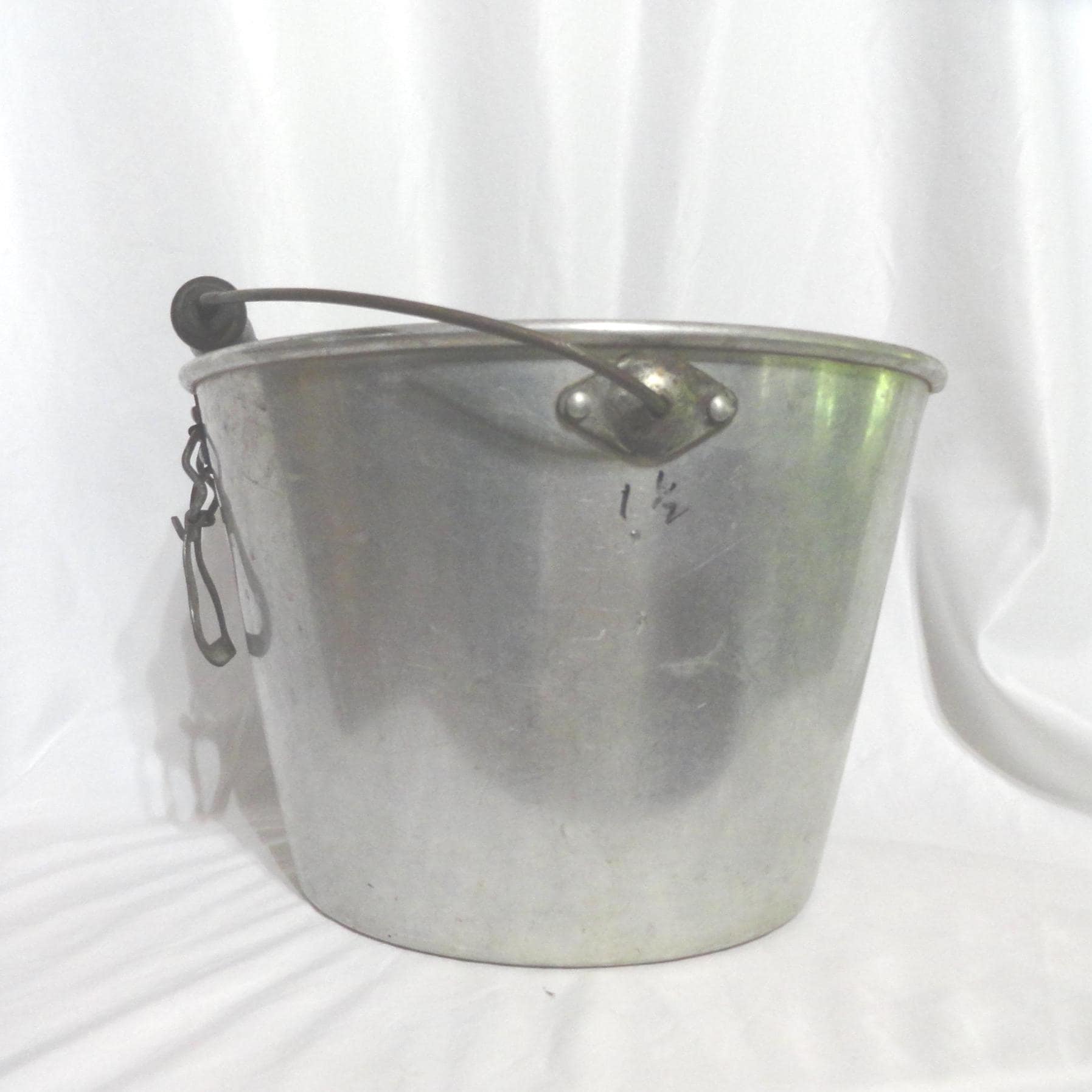 Vintage Wear-ever No. 5 Aluminum Bucket With Wooden Handle, Spout