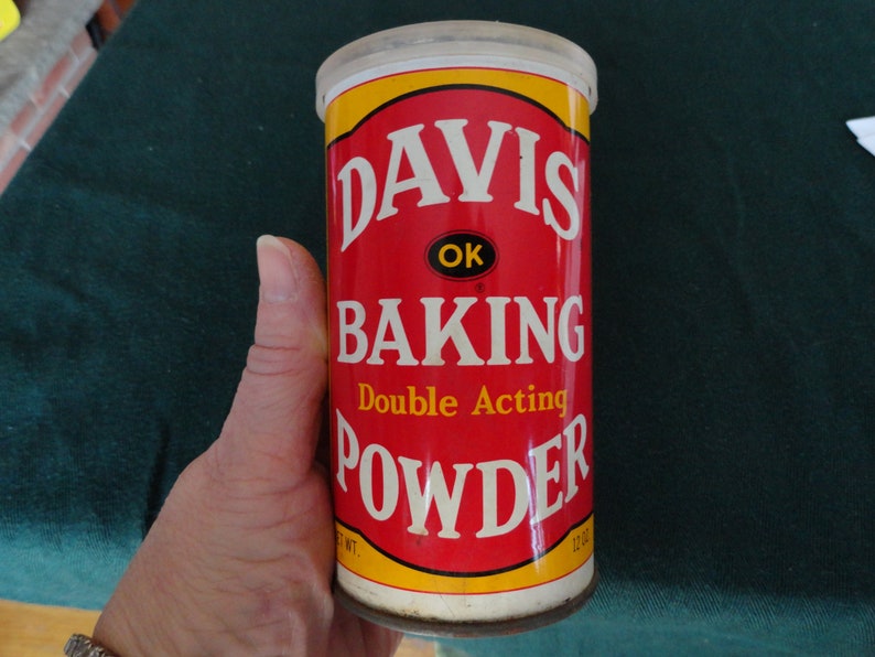 Vintage 1960s to 1970s Metal Davis Baking Double Acting Powder Etsy