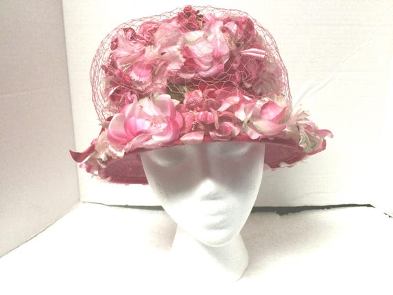 Buy Vintage Women display picture 3