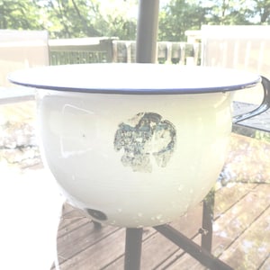 Vintage Enamel Chamber Pot, Piss Pot, White with Blue Trim, 1930s-50s