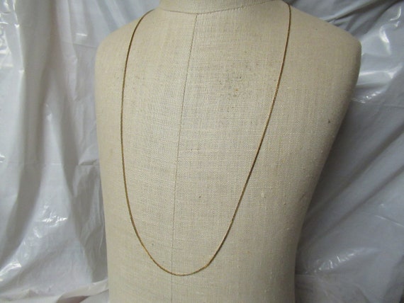 Vintage Women's Long Gold Tone Chain Necklace Shi… - image 1