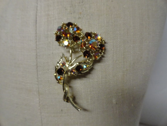 Vintage Women's Topaz Rhinestone Pin Floral Bouqu… - image 1