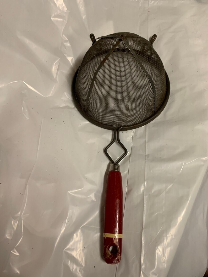 Vintage 1940s to 1950s Large Hand Held Strainer Kitchen Decor Etsy