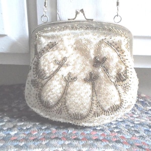 Vintage Regale Gold Purse Glass Beaded Fabric Small Evening Bag 1970s 1980s Kiss Lock Long Chain Handbag Dressy Satin Inside