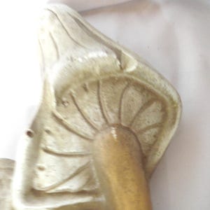 Vintage Chalkware Mushroom Wall Hanging, 1970s Kitchen Art, Choice immagine 8