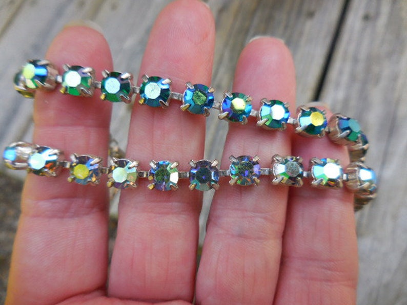Vintage 1950s to 1970s Silver Tone Iridescent Pronged Rhinestone Bracelet Either BlueGreen or PinkPurple Snap Clasp Retro 1
