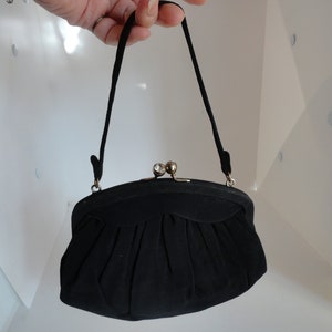Garay Black Wool Handbag Rootbeer Lucite Handle - Ruby Lane