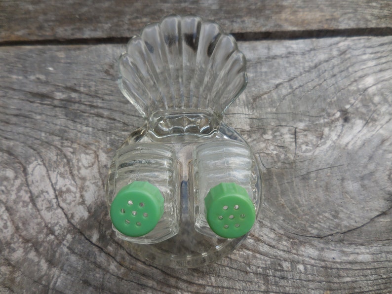 Vintage Art Deco Tiny Clear Glass Salt and Pepper Shakers Green Plastic Screw Tops With Holder Small 1930s to 1940s Set