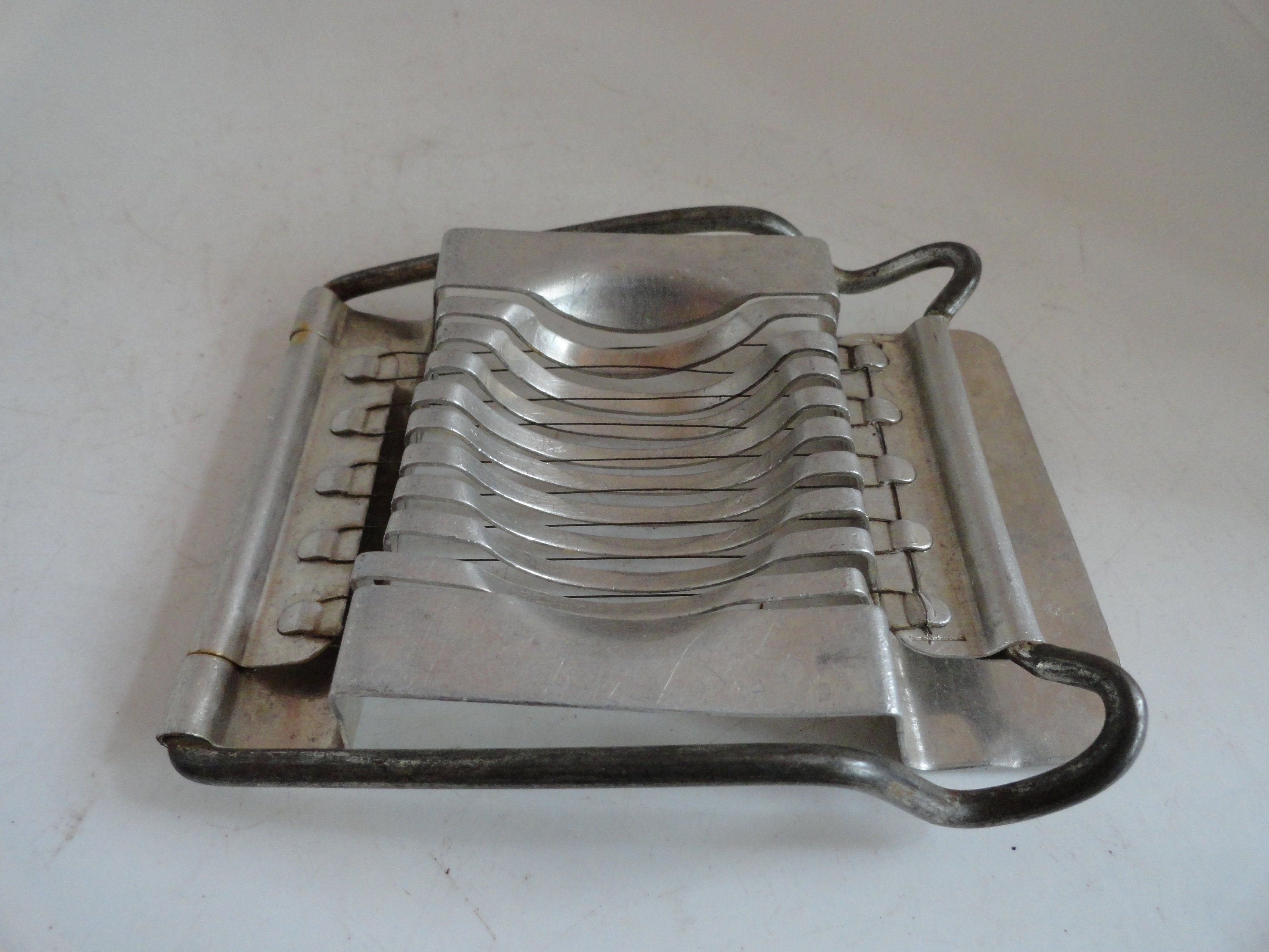 Vintage 1950s 1960s Aluminum Hard Boiled Egg Cutter or Slicer Small Kitchen  Utensil Metal Decor Kitchen Small Wires Tool Hinged 