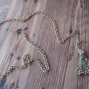 Vintage Women&#39;s Gold Tone Chain Belt Ladies Clothing 1960s 1970s Accessory Retro Filigree Tassel Chains 36&quot; Long Gift Belt