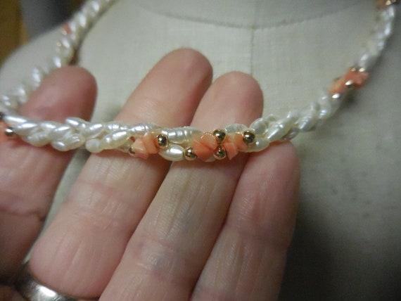 Vintage Women's White Fresh Water Pearls & Coral … - image 6