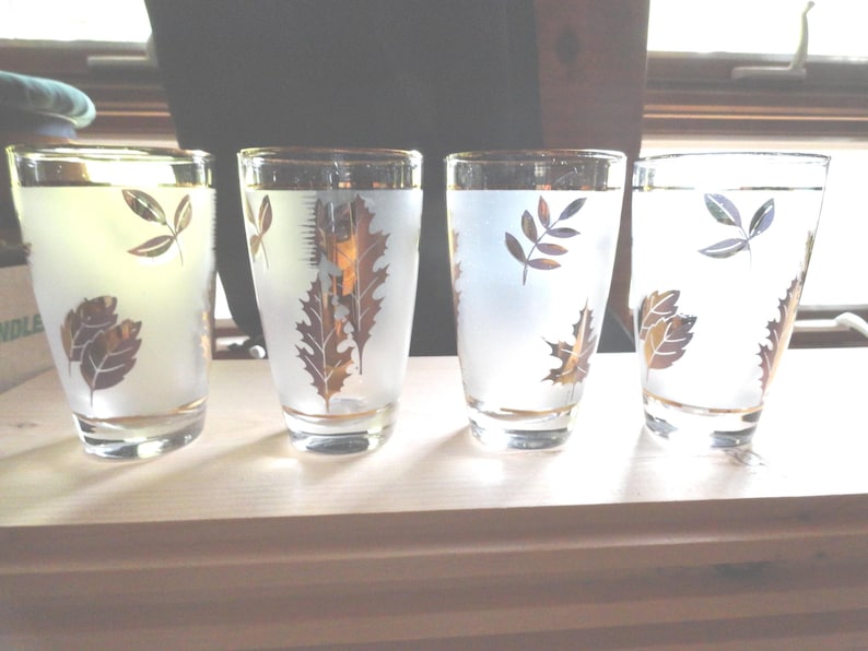Vintage Libbey Starlyte Glasses, Gold Leaf Frosted Barware, Set of 4 image 1