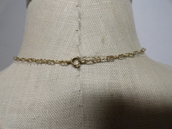 Vintage Women's Gold Tone Chain Necklace Dainty S… - image 5