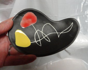 Vintage Mid Century Mod Small Kidney Shaped Dish Signed Pottery Unusual Different 3 Legged Matte Black & Shiny Yellow Red Home Decor Art