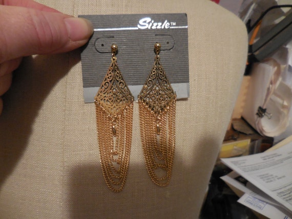 Vintage Gold Tone Chain Earrings Long NOS Dangles… - image 2