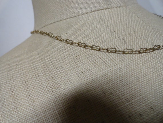 Vintage Women's Gold Tone Chain Necklace Dainty S… - image 7