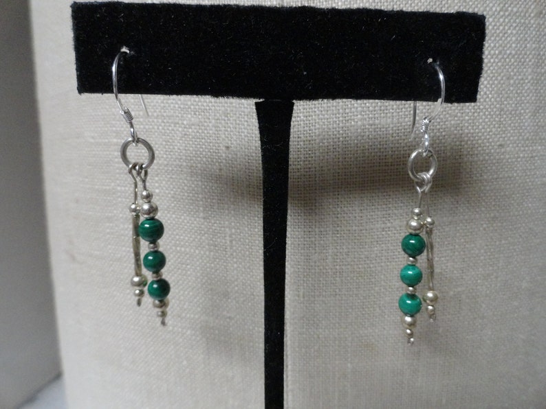 Vintage Women's Sterling Silver & Malachite Stone Earrings Beaded 1980s 1990s Pierced Lightweight Twisted Silver Ladies Gift image 1