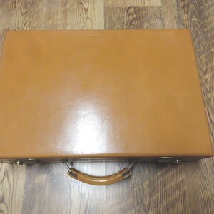 Vintage Rexfile Light Brown Briefcase Top Grade Cowhide Leather Attache' Case Used Paperwork Laptop Unisex Carrycase No Key 1950s to 1980s