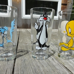 1973 Looney Tune Glasses - Etsy