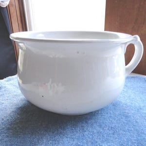 Vintage Homer Laughlin Chamber Pot, Piss Pot, Pottery, Simple, 1910s-30s