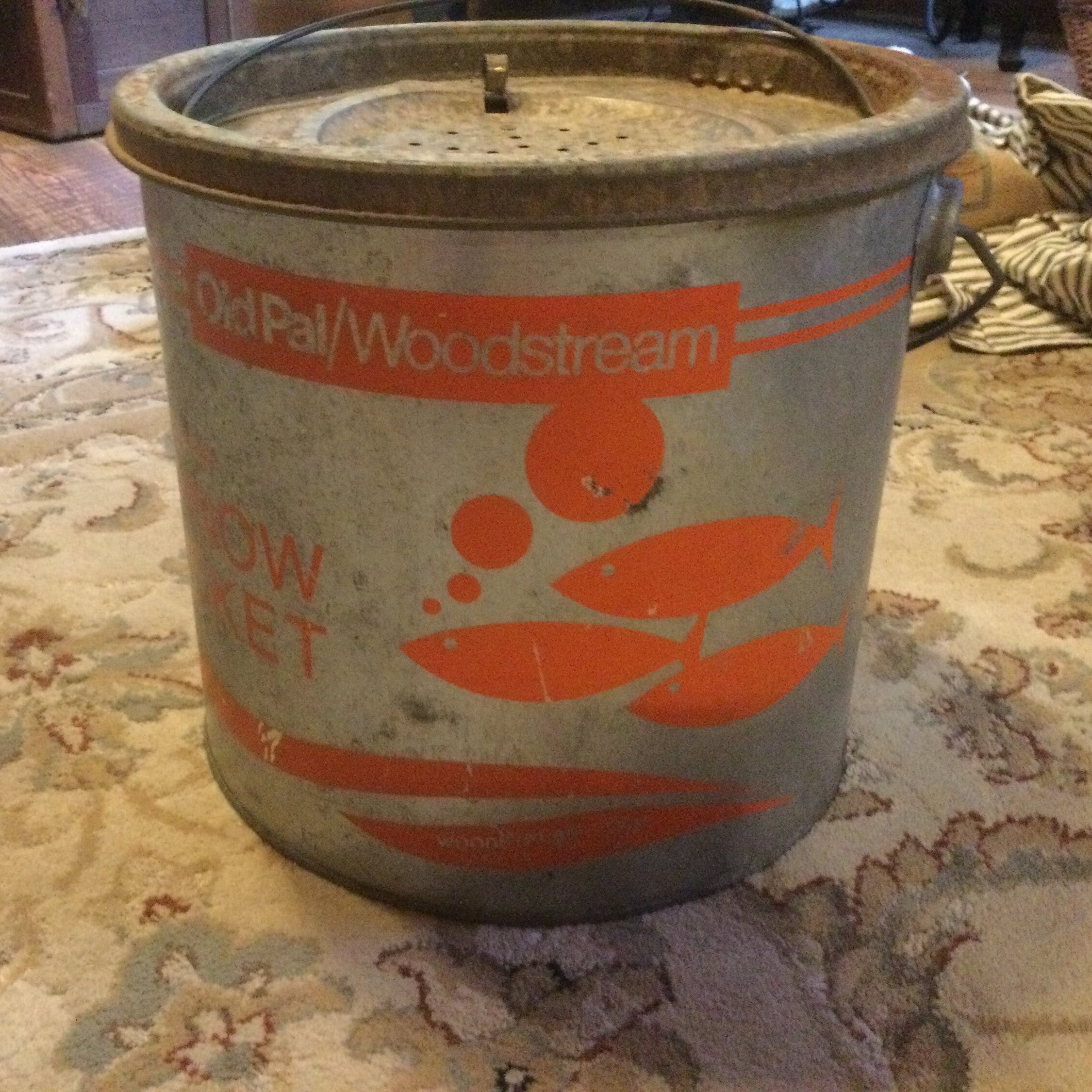 Vintage Old Pal Wading Bait Can Galvanized Bucket Orange Graphics 1960s to  1980s Round Wood Handle Retro Fishing Floating Metal Minnows/bait -   Canada
