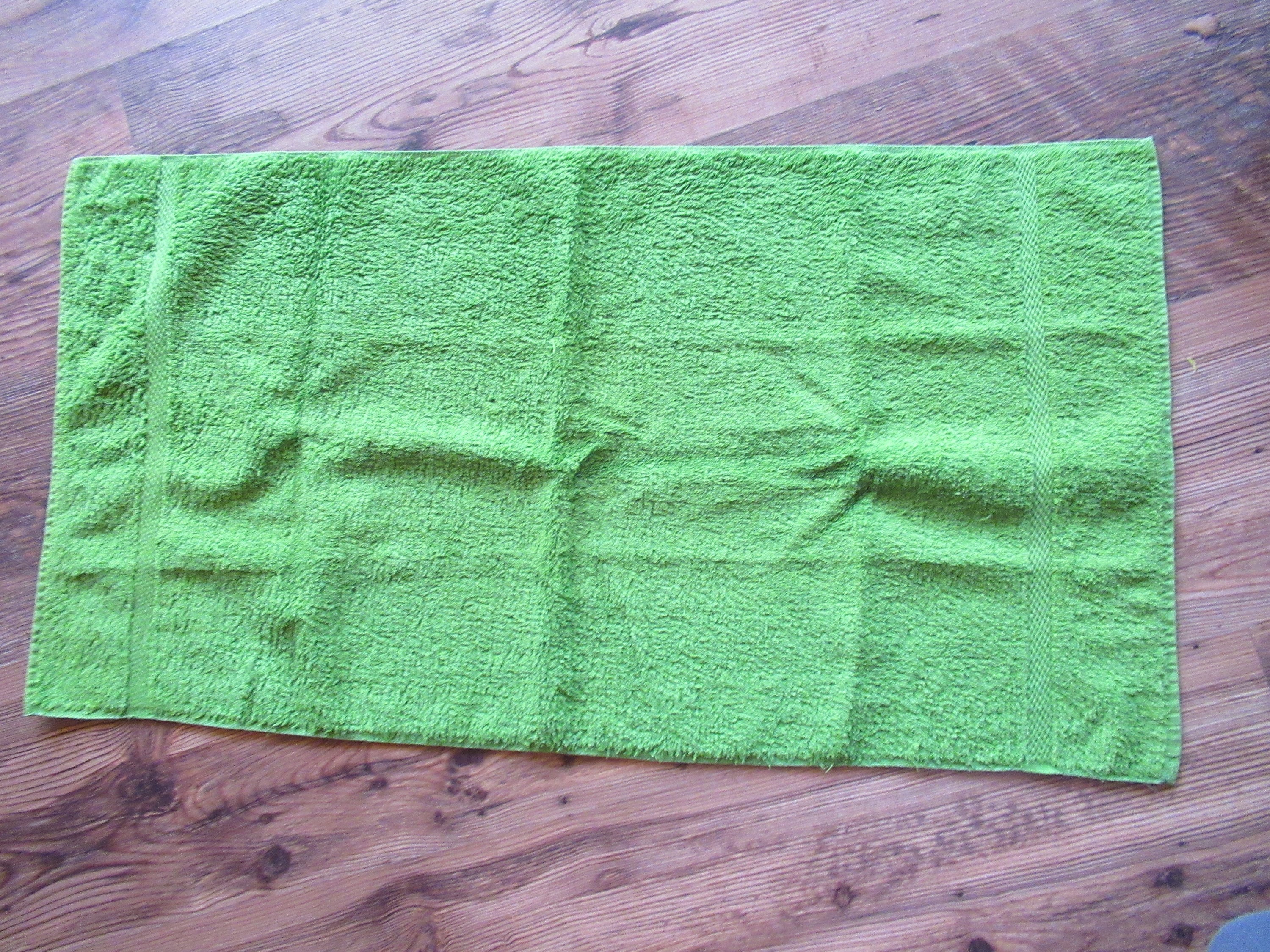 VTG Fieldcrest Bath & Hand Towels Plush Cotton Green Blue Color Block NWOT  2 Pcs