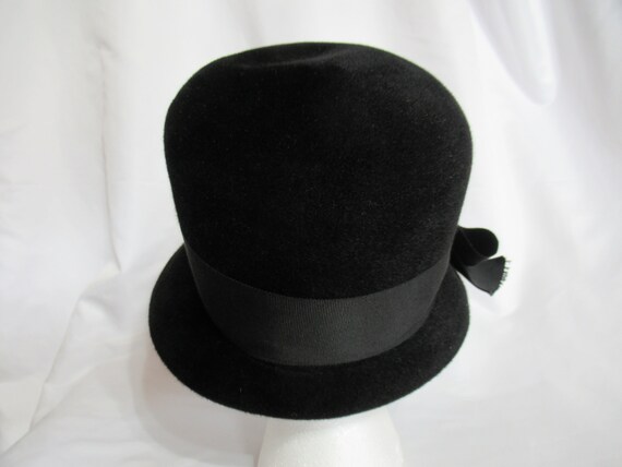 Vintage Women's Genuine Velour Black Hat Prop Wid… - image 6