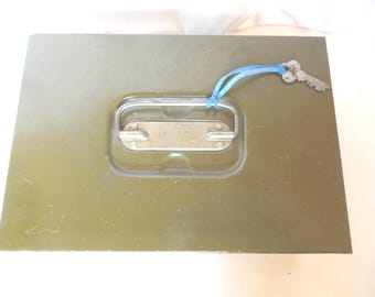 Vintage Army Green Metal Lock Box & Key De Luxe Paperwork