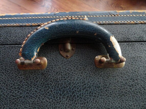 Vintage Blue Skyway Hard Shell Suitcase Luggage N… - image 6