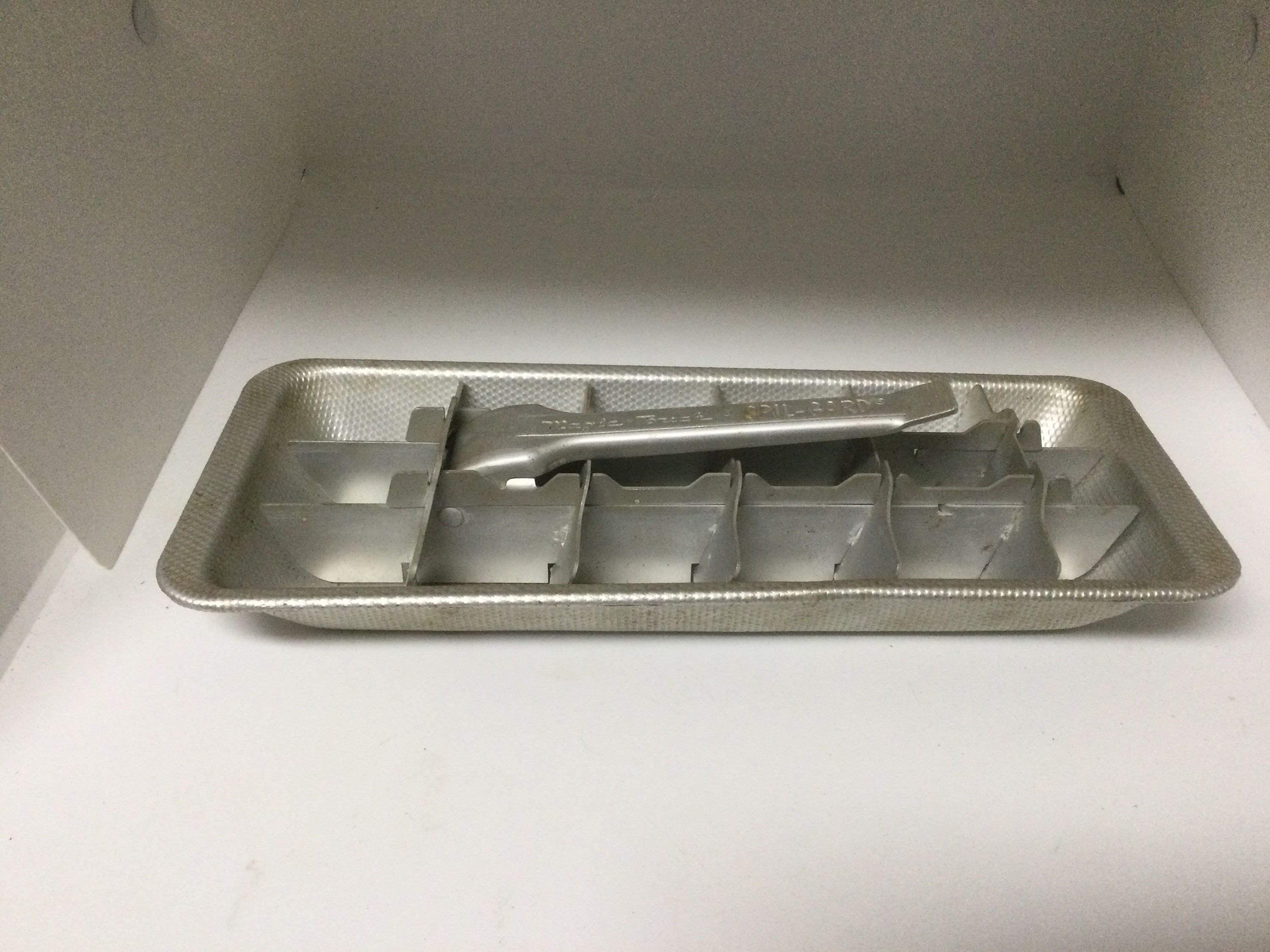 Vintage Aluminum Metal Ice Cube Tray Frigidaire With 20 Compartments for Ice  or Organizer -  Denmark