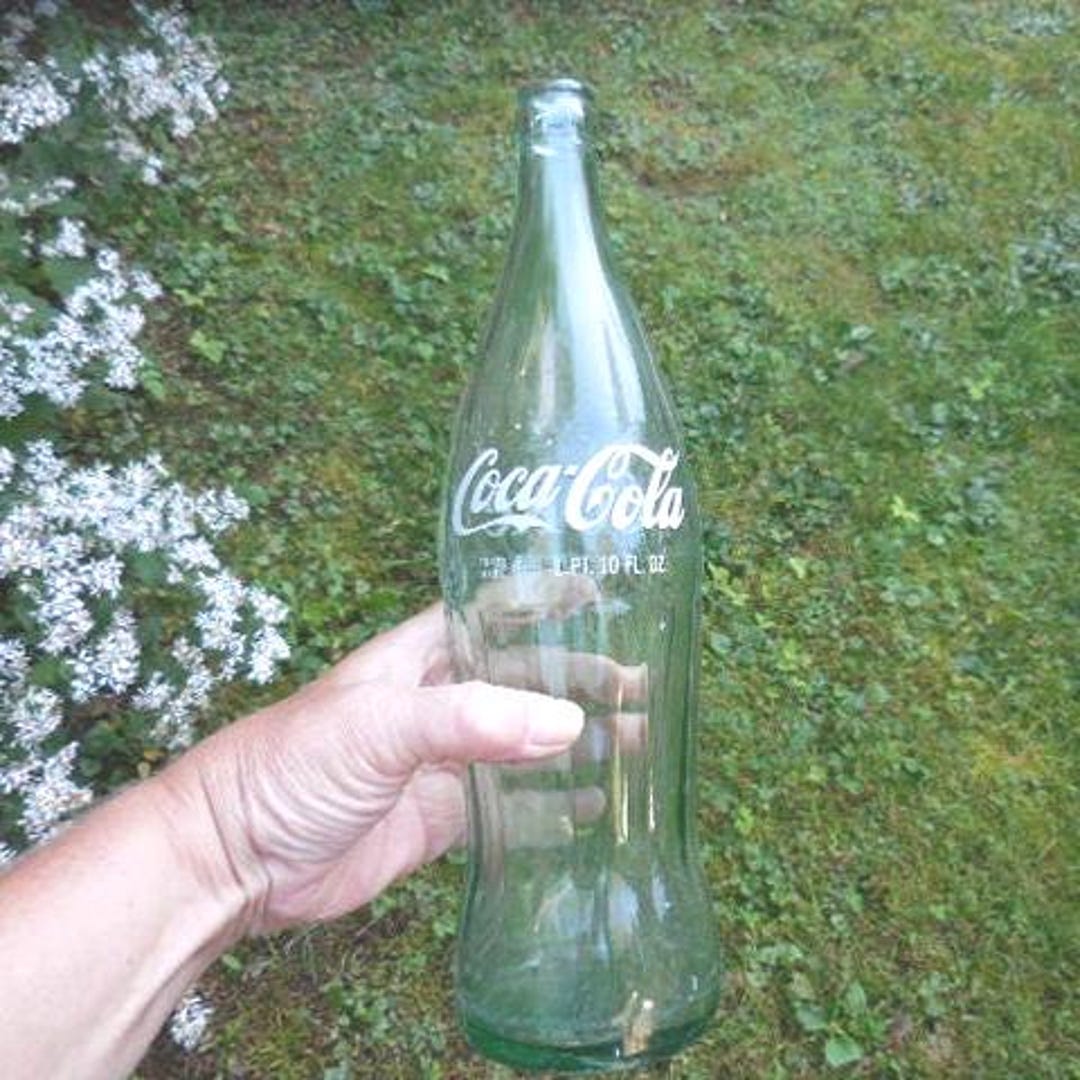 Vintage Light Green Coke Soda Bottle Coca Cola 1pt. 10 Fl