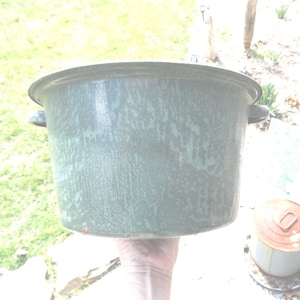 Vintage Two Tone Green Enamel Pan No Lid Handles 1940s to 1960s Retro Kitchen Display Home Decor Plant Holder Enamelware