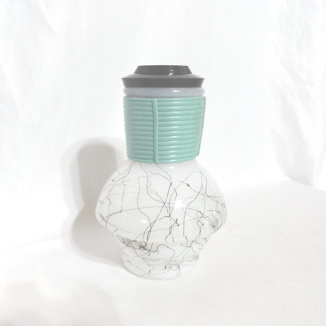 【GLASSBAKE】Hottle【McKEE】 Vintage Mckee Glasbake Hottle Bottle, Black Squiggles, Aqua Grip