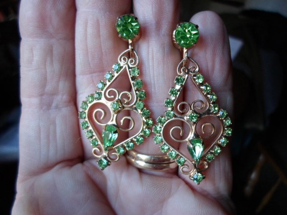 Vintage Women's Peridot Rhinestone Earrings Long … - image 2