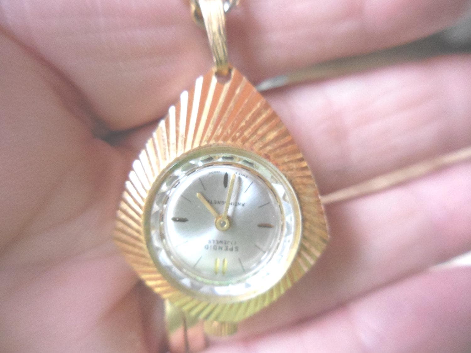 Vintage Gold Tone Watch Necklace, Antimagnetic 17 Jewels  display picture 2