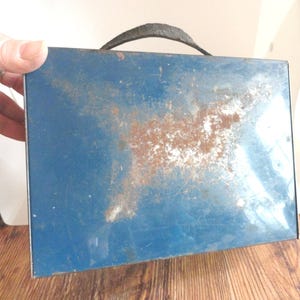 Vintage Blue Metal Lunchbox, Child's, Thermos, 1920s-40s image 7