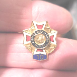 Vintage Ladies Auxiliary Enamel Pin VFW Tiny 10 year Pin 1990s Red White Blue Eagles Swords Anchors Rifles