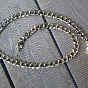 Vintage Gold Chain Belt Women&#39;s Metal Retro Design Small Size Large Double Links Ladies Accessory 1960s 1970s