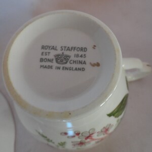 Vintage Royal Stafford Teacup & Saucer Set Bone China Made in England Light Pink Small Flowers Gold Trim Green Leaves Display image 9