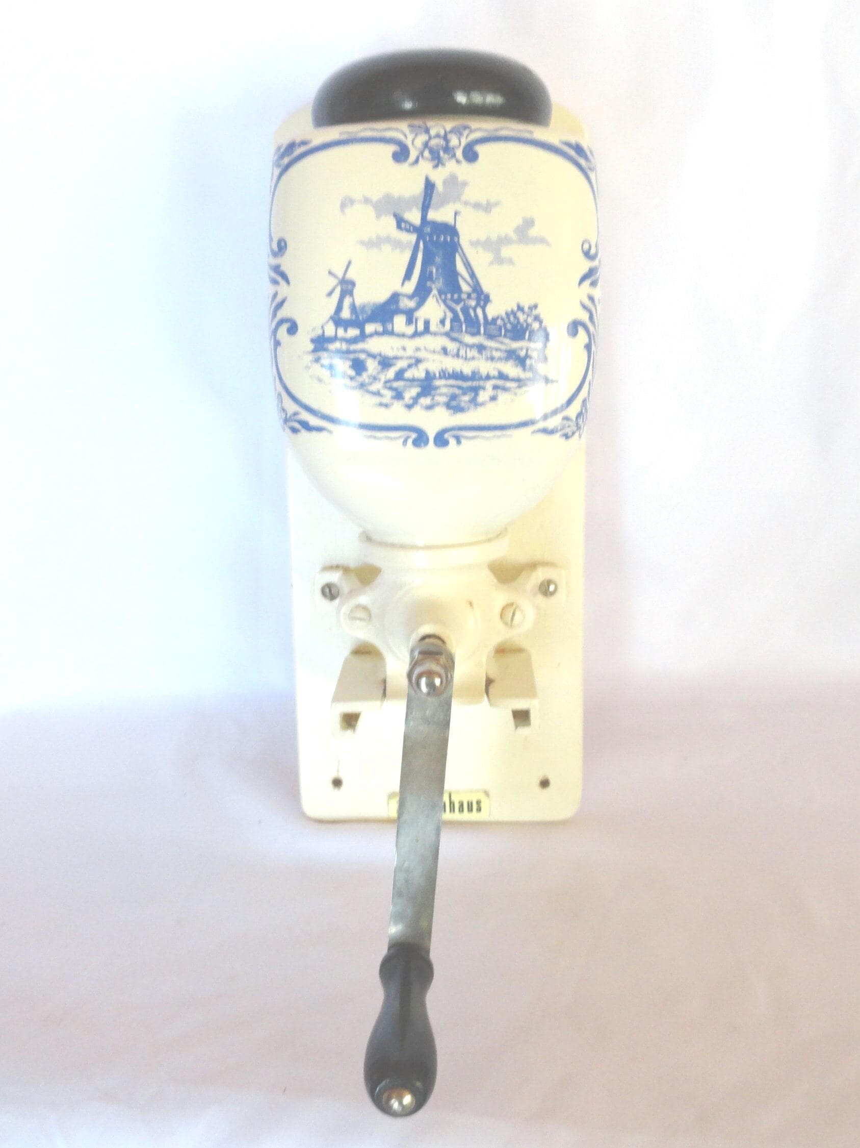 Vintage Zassenhaus Delft Periwinkle Blue & White Coffee Grinder Vintage Zassenhaus Delft Periwinkle Blue & White Coffee Grinder