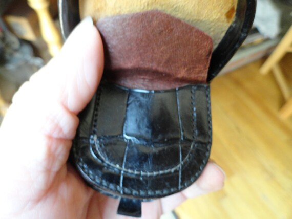 Vintage Small Black Leather Change Purse Embossed… - image 5